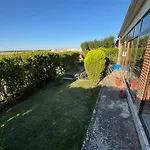 Casa Comoda, Amplia Y Tranquila *