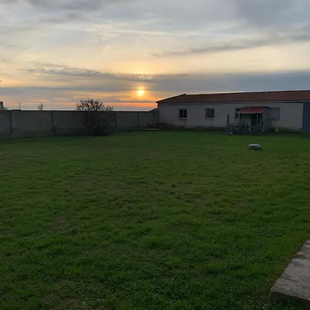 Casa Comoda, Amplia Y Tranquila * La Pedraja de Portillo